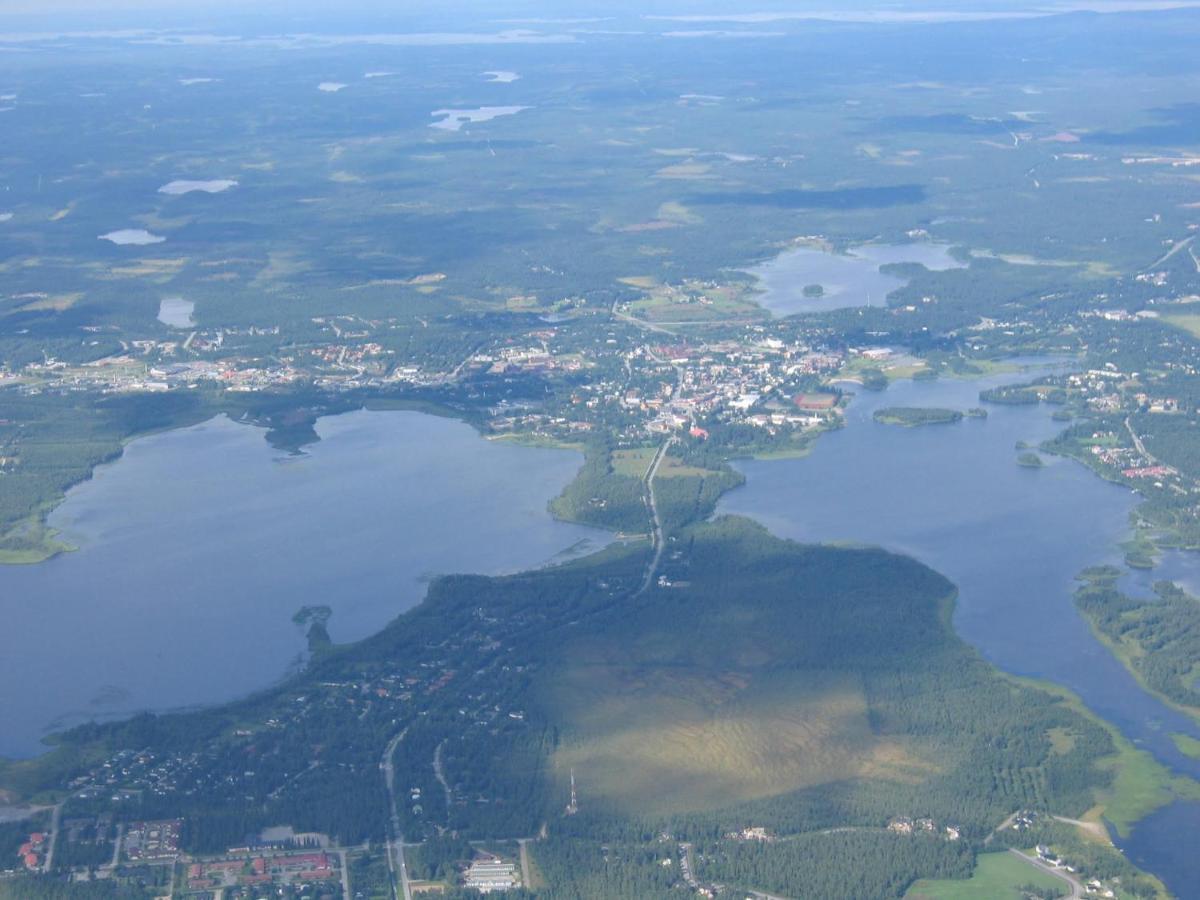Hotelli Kultainen Joutsen Kuusamo Exterior foto